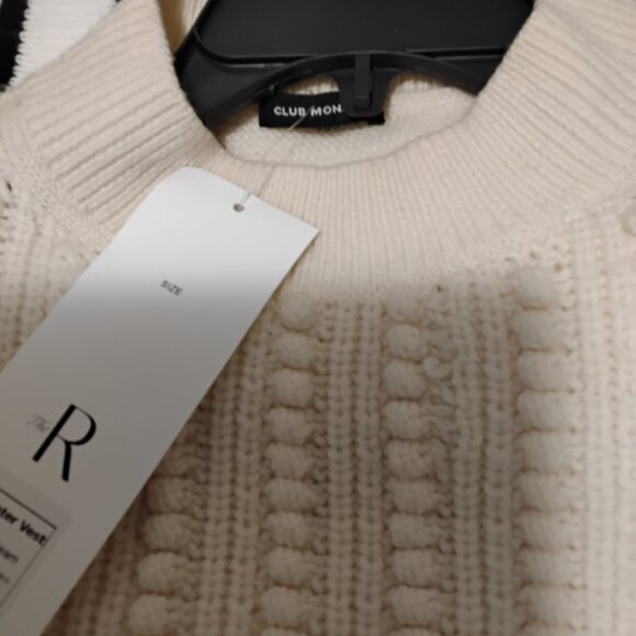 Club Monaco top size xs / small - Picture 3 of 4